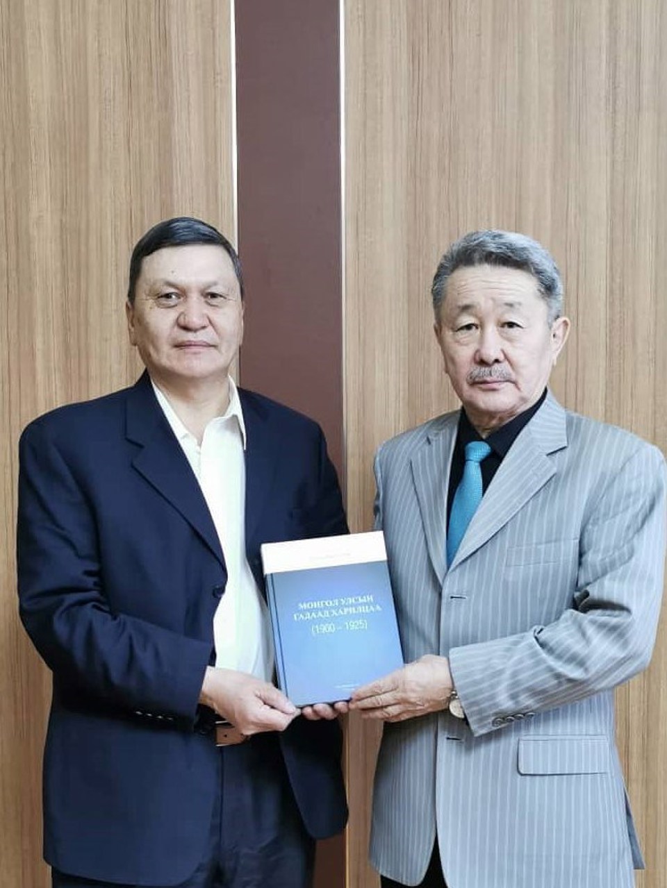 The work of Ts. Batbayar “International Relations of Mongolia (1900-1925)” is Published