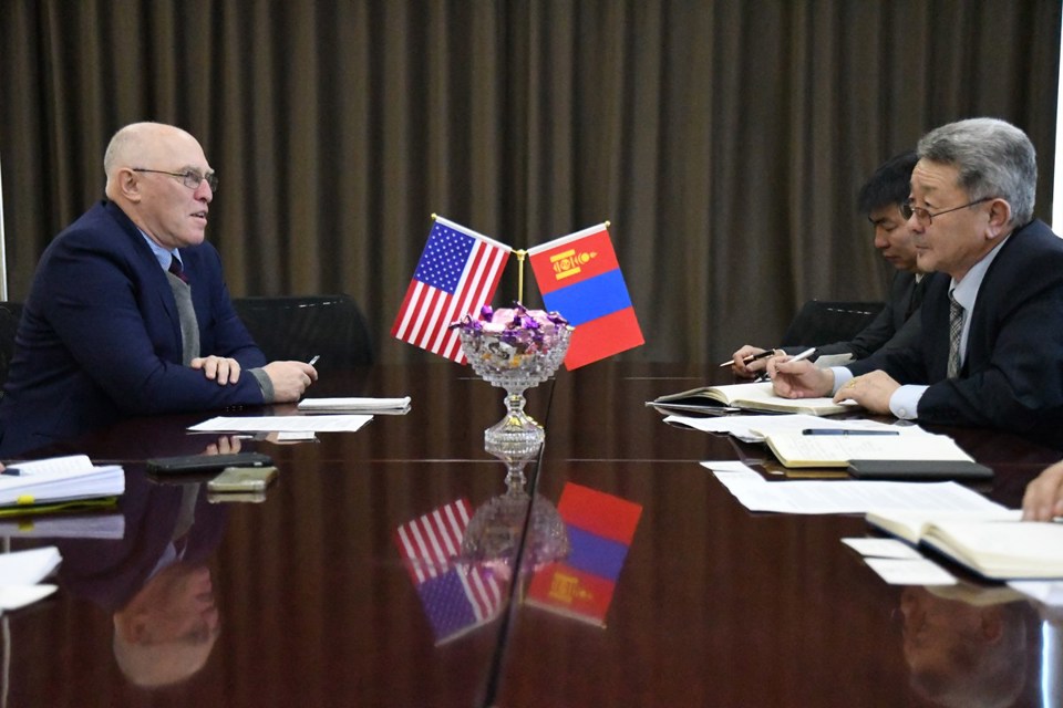 President of the Mongolian Academy of Sciences Regdel D. receives US Ambassador to Mongolia Michael S. Klecheski