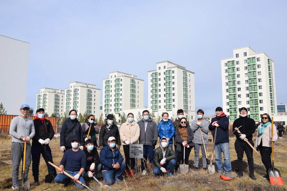 800 trees planted in the Botanic Garden and Research Institute of the Mongolian Academy of Sciences as part of the “Billion Tree” national movement